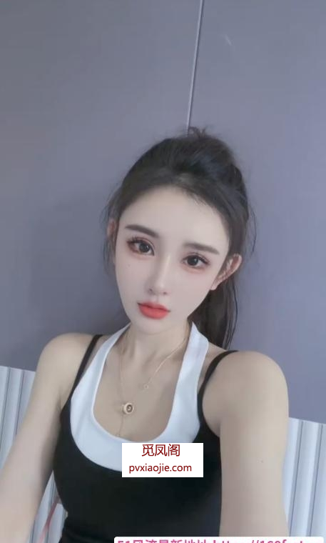 晒布老师苏小小