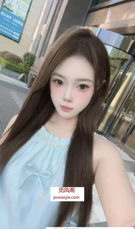 性感年轻小骚货