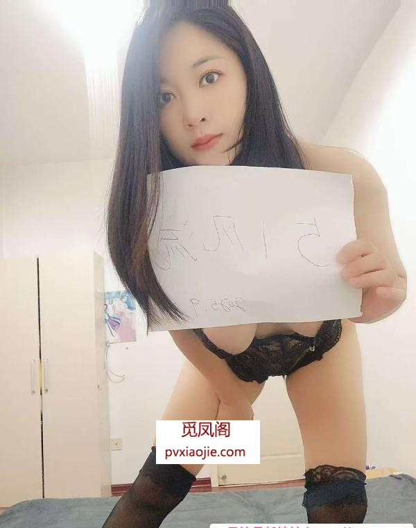 亲和温柔的大姐姐