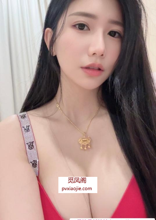 可爱丰满大波妹