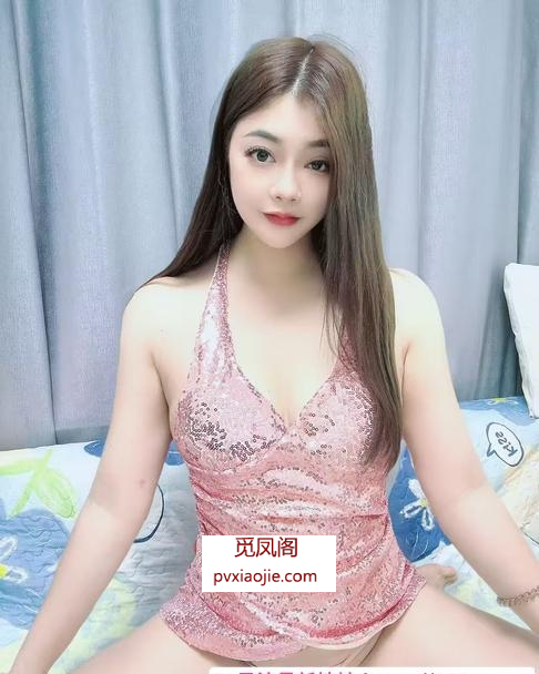 上城身材性感的莉娜