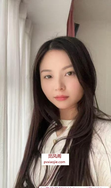 天府三街乖巧可爱莎莎